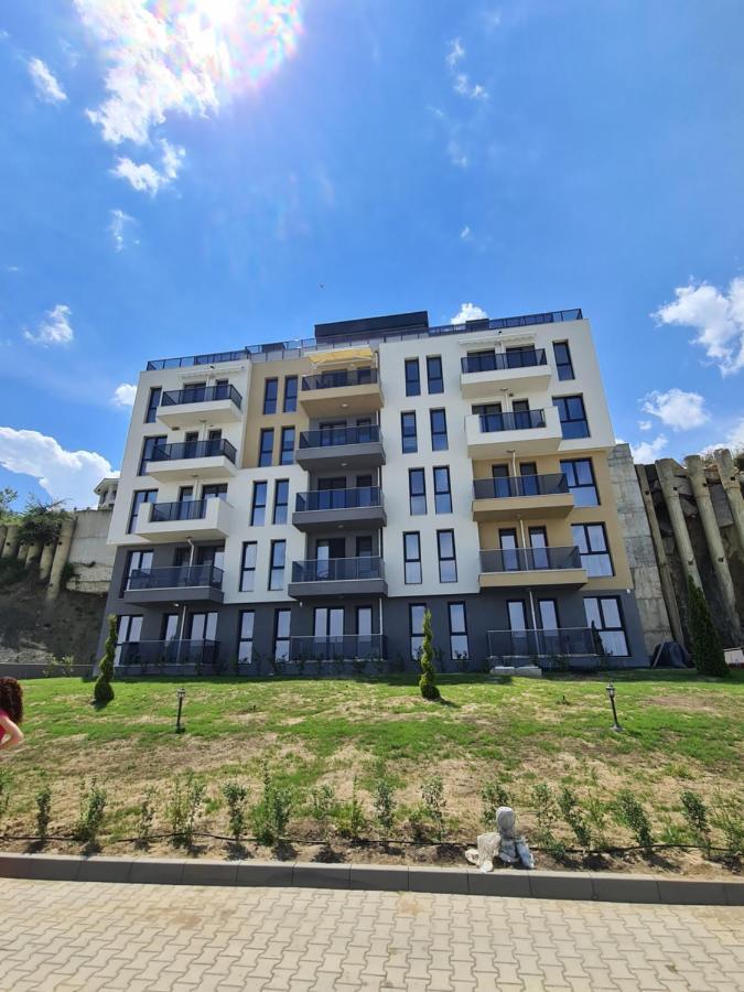 Dolphin Beach Apart Obzor Εξωτερικό φωτογραφία